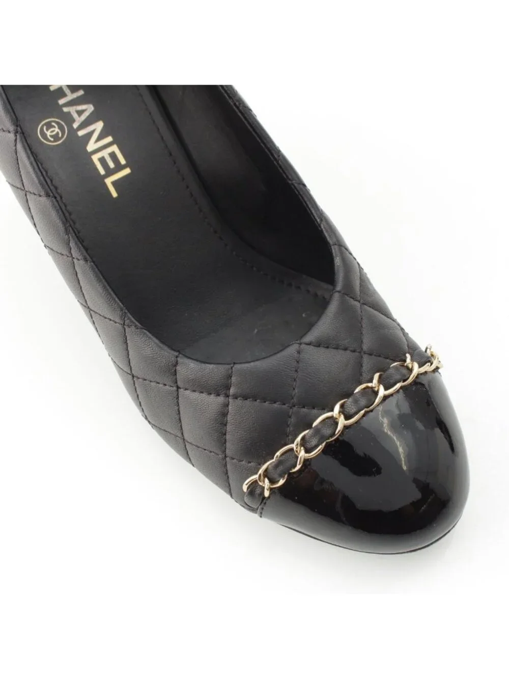 Chanel Quilted Leather CC Logo Pumps Heels Black 38c
